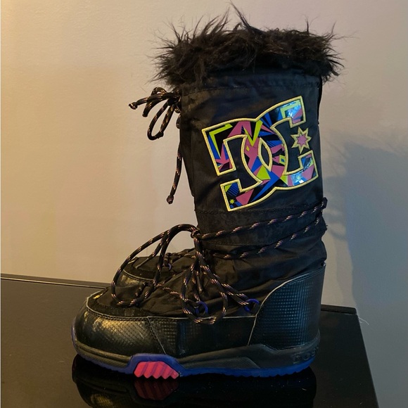 DC Shoes - DC Chalet Boors Black and Multicolor DC Shoes Snow Boots